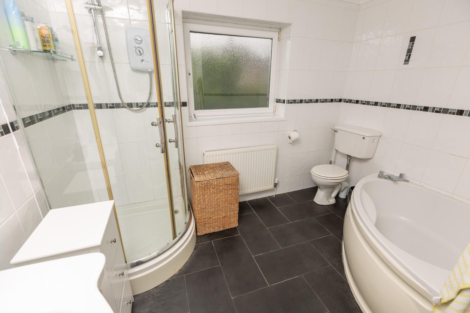 St. Andrews Close, Mayals, Swansea, SA3 5DZ